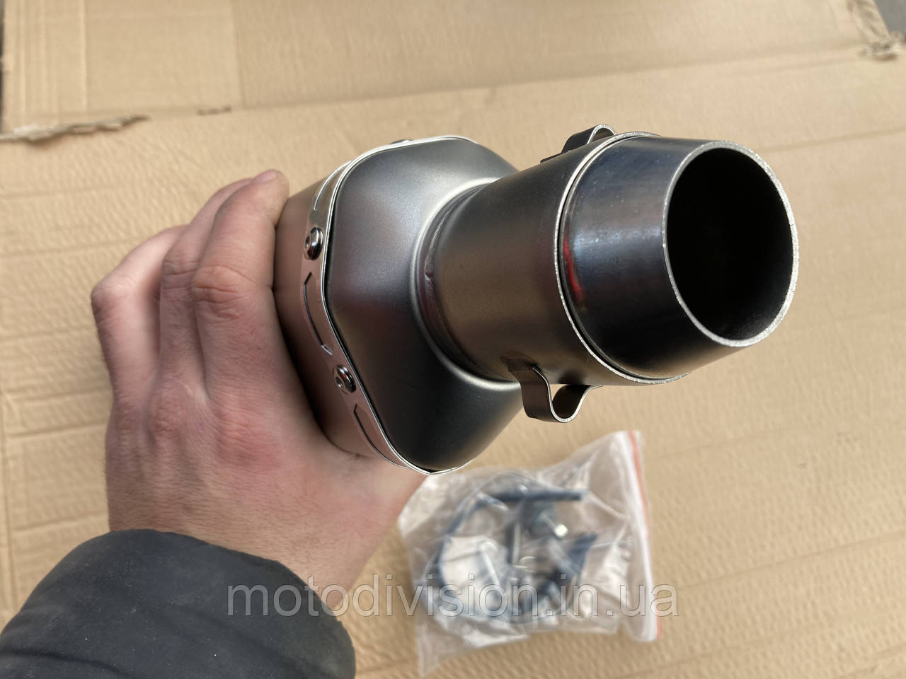 Глушитель прямоток Akrapovic silver 470м - Зображення 4