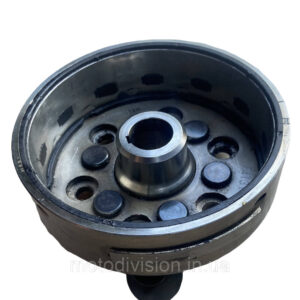 Магніт генератора, магнето Yamaha Majesty 250,300cc оригінал б/у